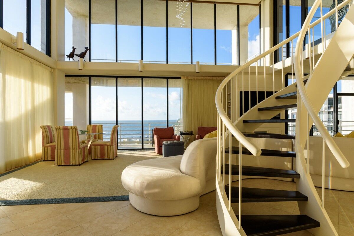 House-2 | South Padre Island Vacation Rentals interior of south padre island house